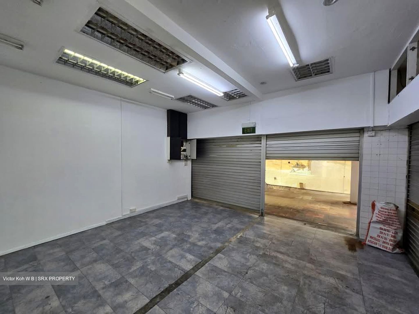 Jurong Gateway Road (D22), Shop House #579568761